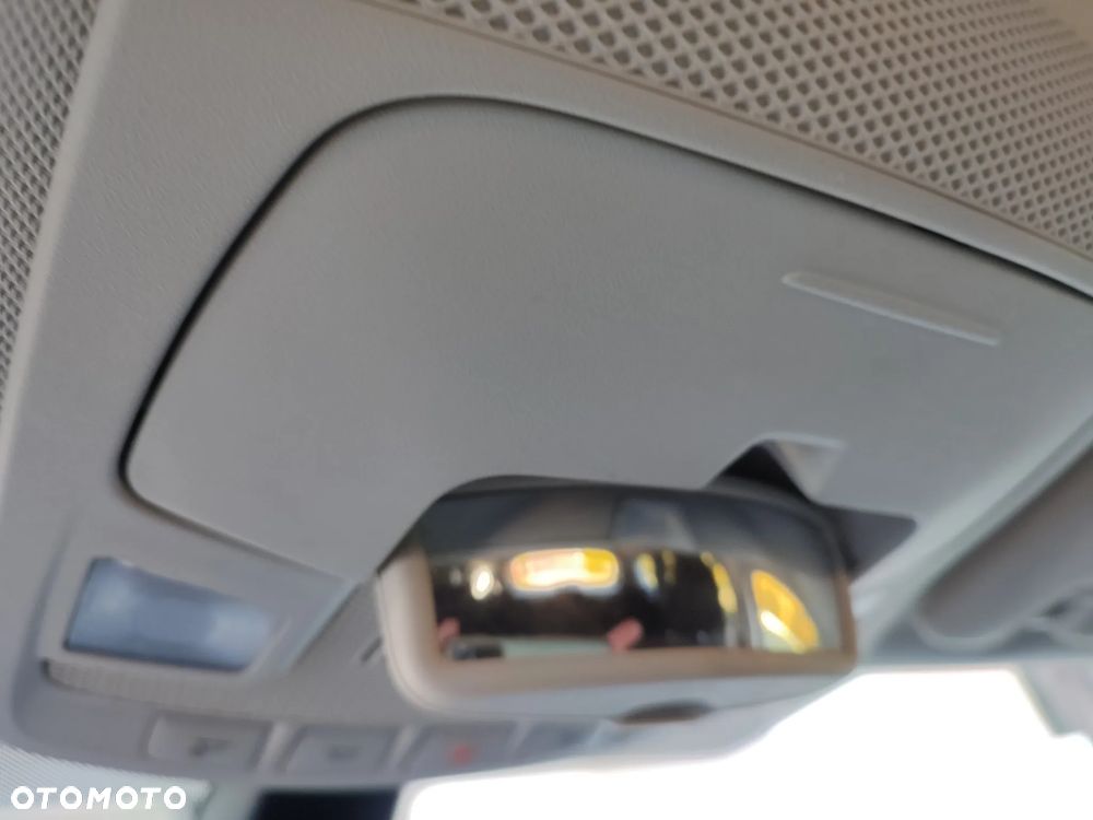 Ford S-Max - 21