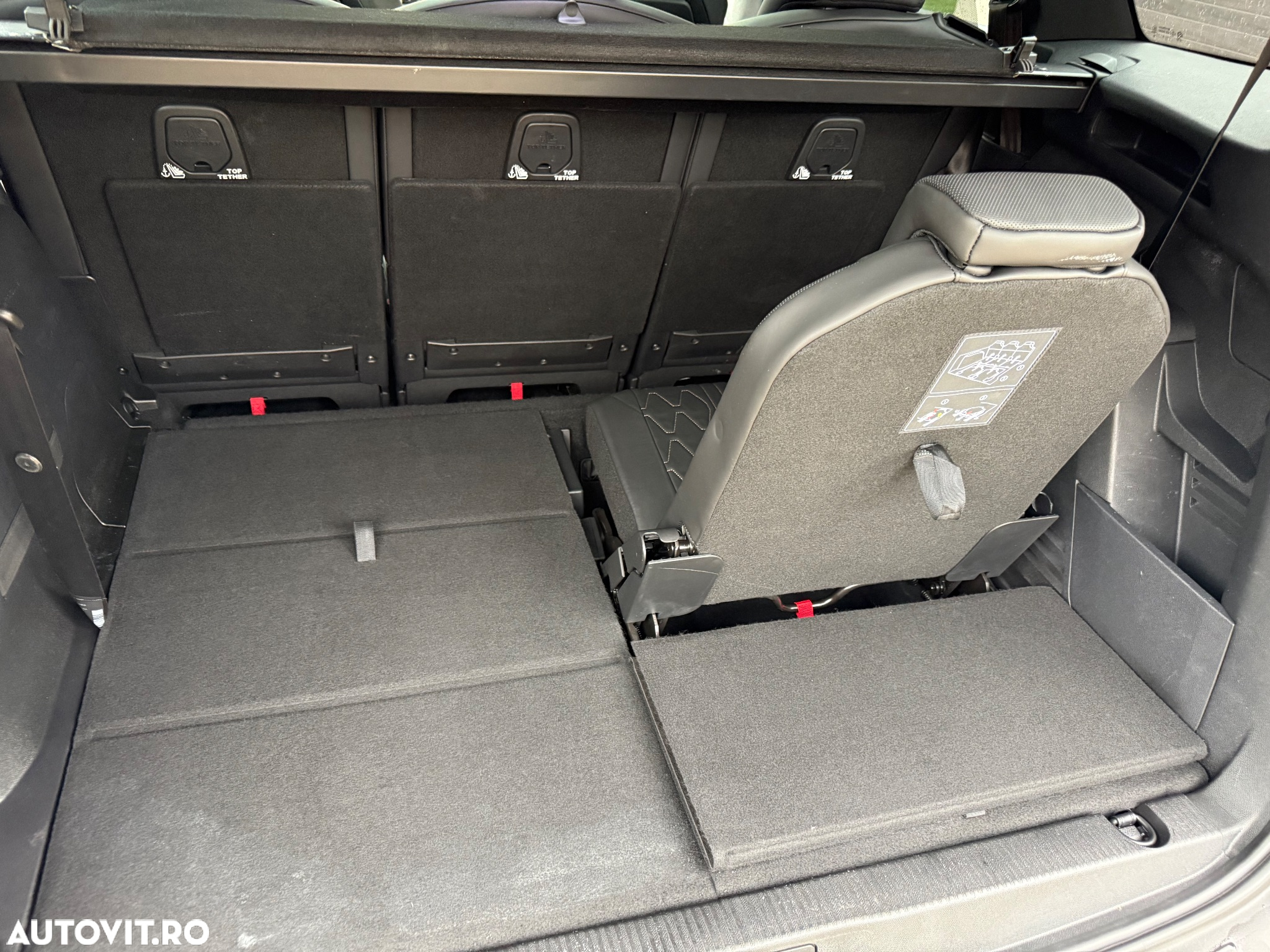 Peugeot 5008 2.0L BlueHDI EAT8 S&S GT Pack - 32