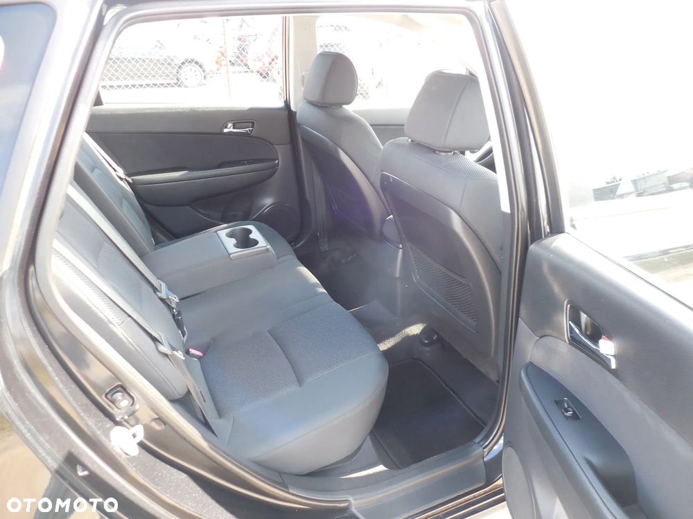 Hyundai i30 - 10
