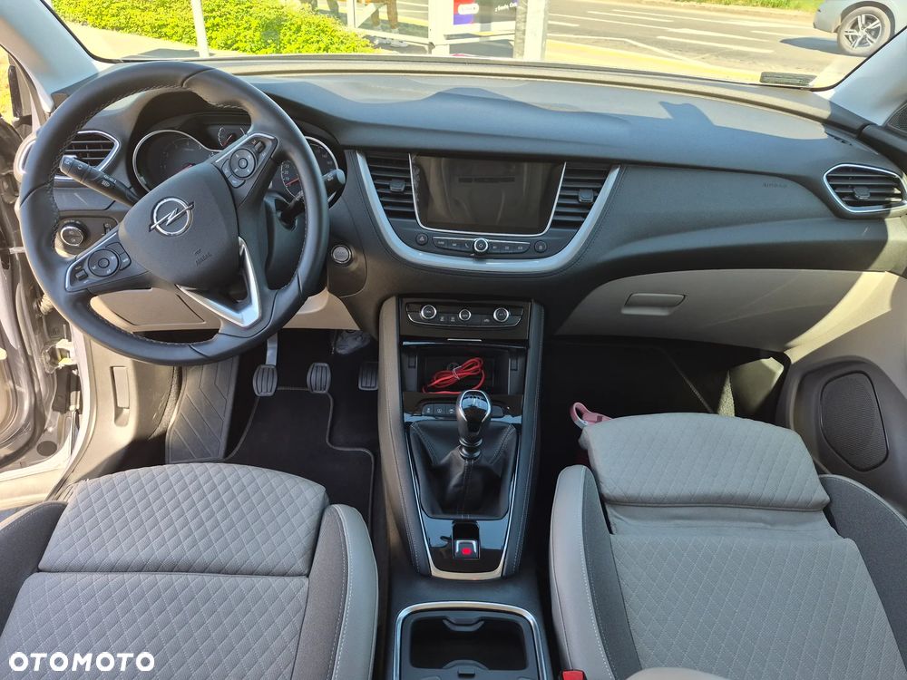 Opel Grandland X 1.2 T Innovation S&S - 15