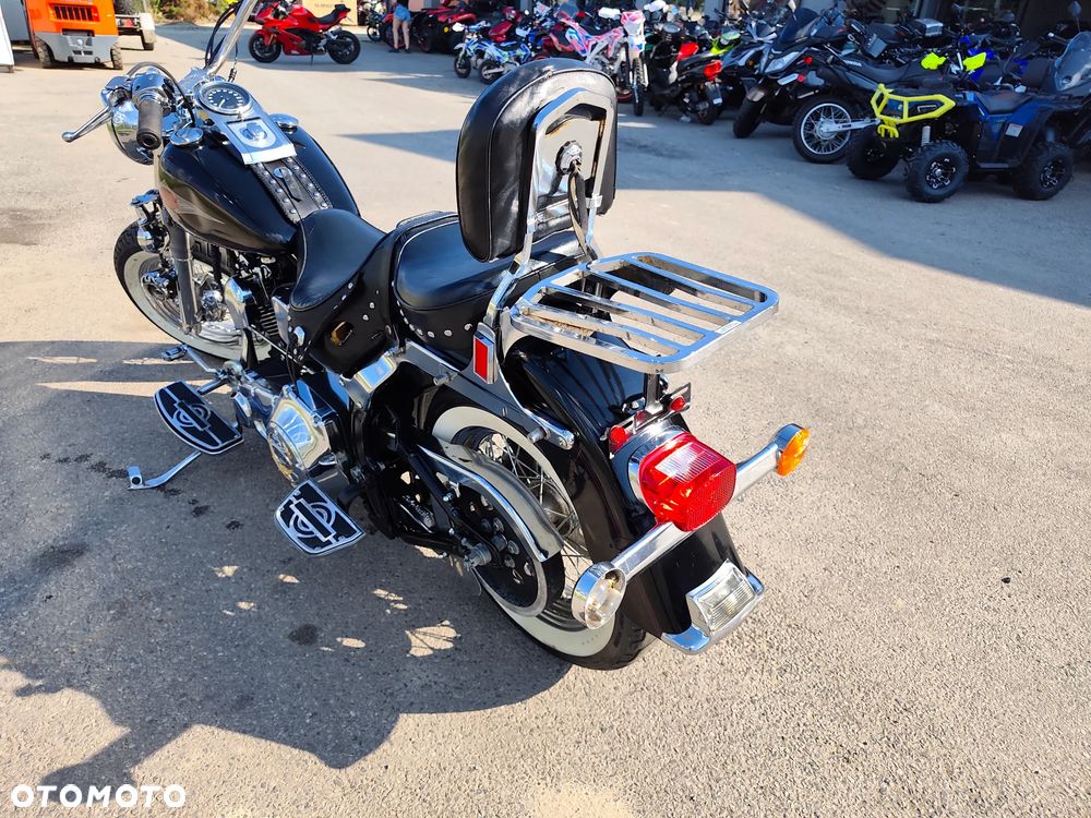 Harley-Davidson Softail Heritage Classic - 12