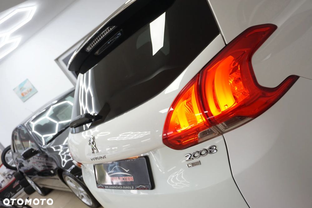 Peugeot 2008 82 e-VTI ETG5 Active - 13