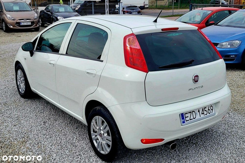 Fiat Grande Punto - 10