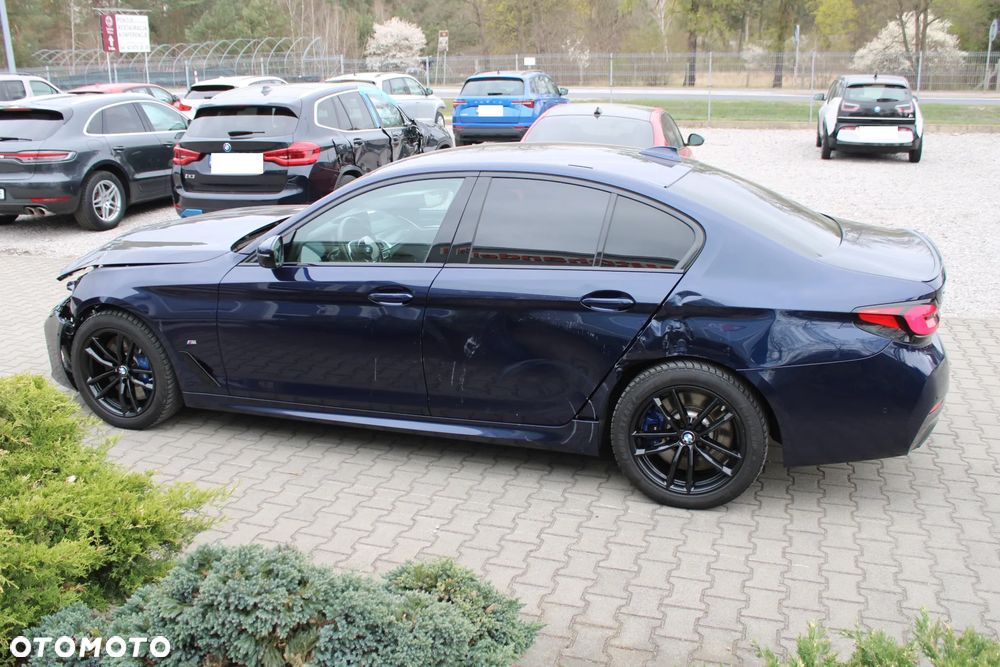 BMW Seria 5 540i xDrive mHEV M Sport sport - 6