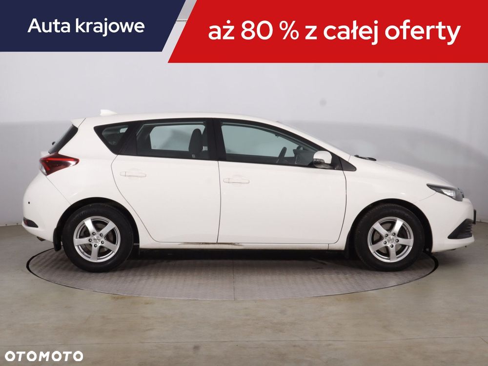 Toyota Auris - 8