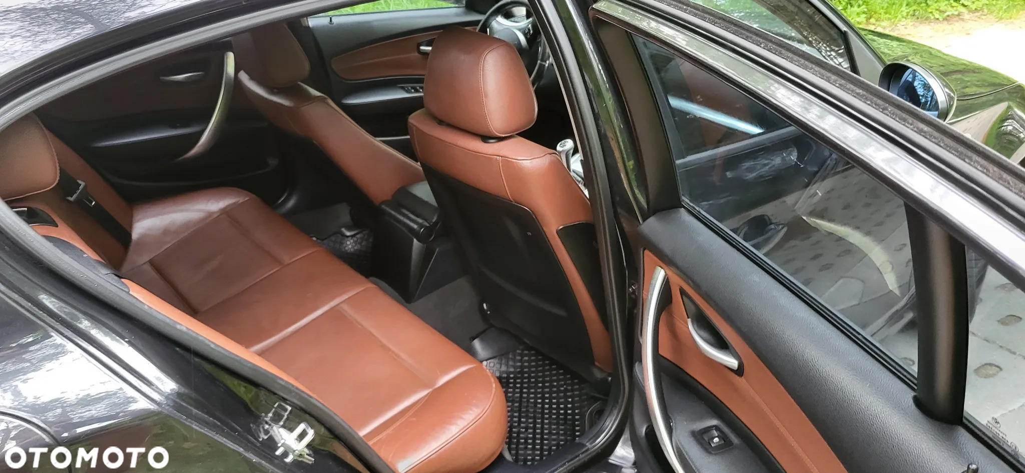 BMW Seria 1 120d - 4