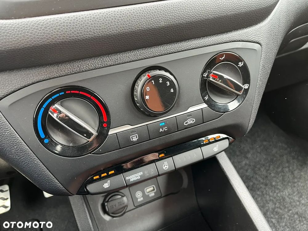 Hyundai i20 blue 1.0 T-GDI Active Passion Plus - 14