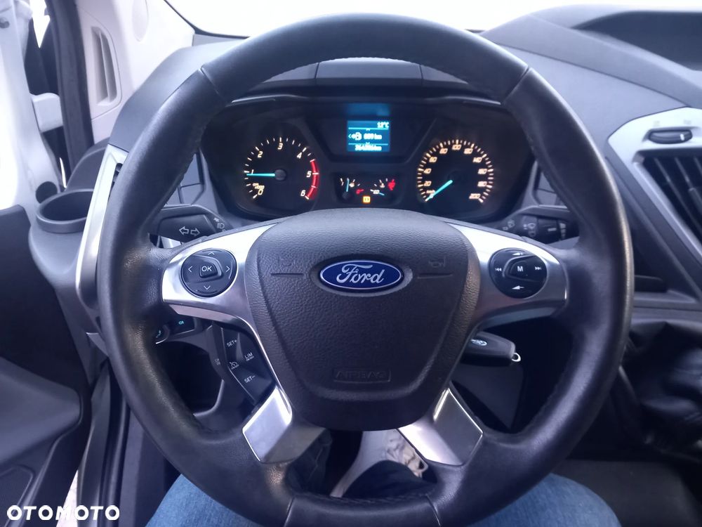 Ford TRANSIT CUSTOM - 18