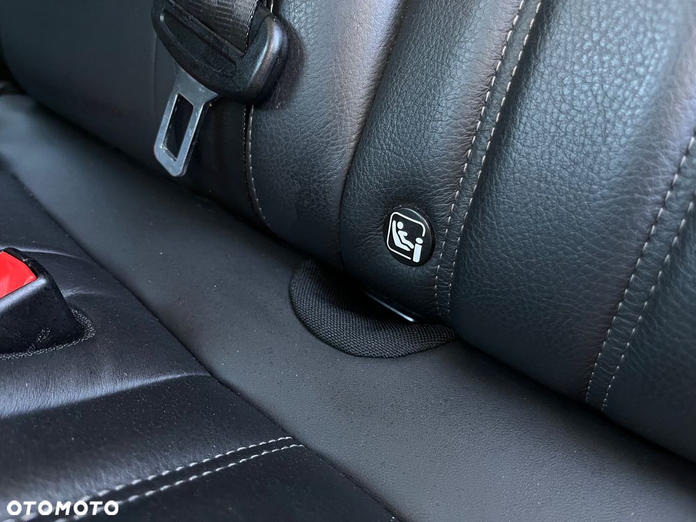 Peugeot 3008 PureTech 130 Stop & Start GPF EAT8 Allure - 26