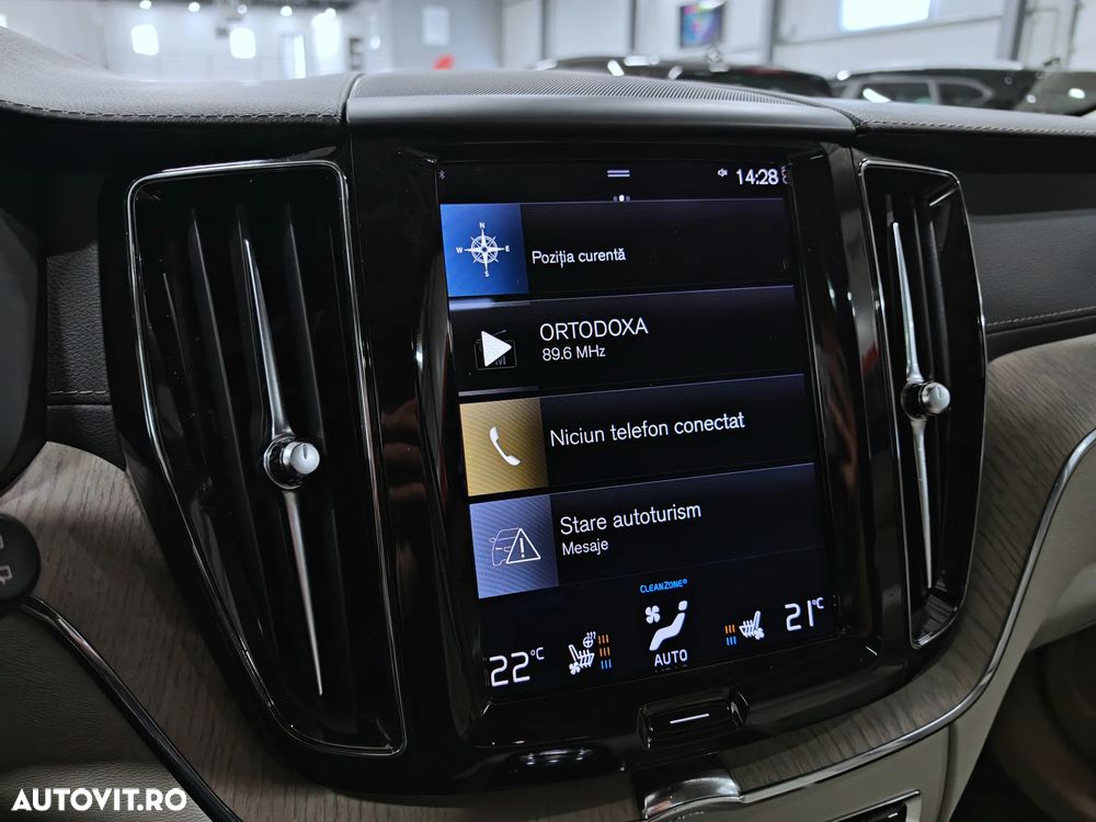 Volvo XC 60 Recharge T8 Twin Engine eAWD Inscription - 17