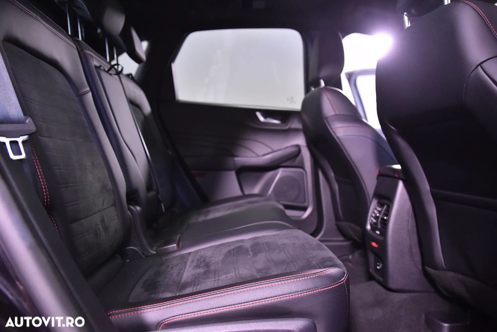 Ford Kuga - 12