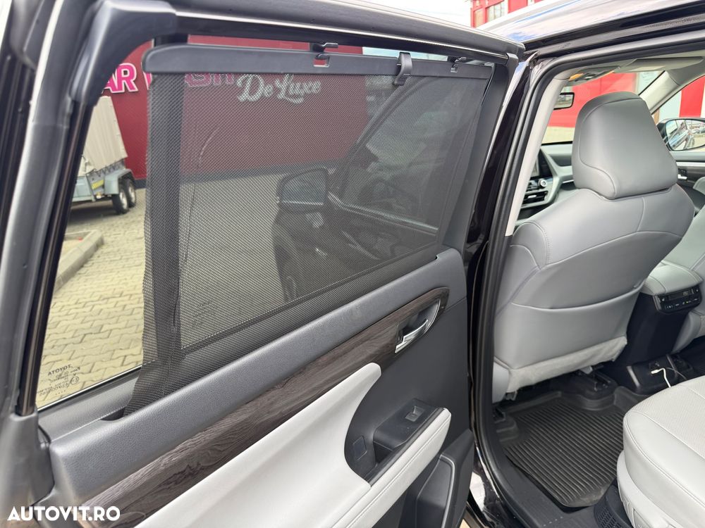 Toyota Highlander 2.5 L Dynamic Force 248CP Luxury Pearly - 29