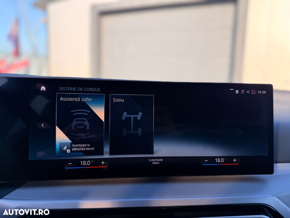 BMW Seria 3 318i Aut. Sport Line - 13