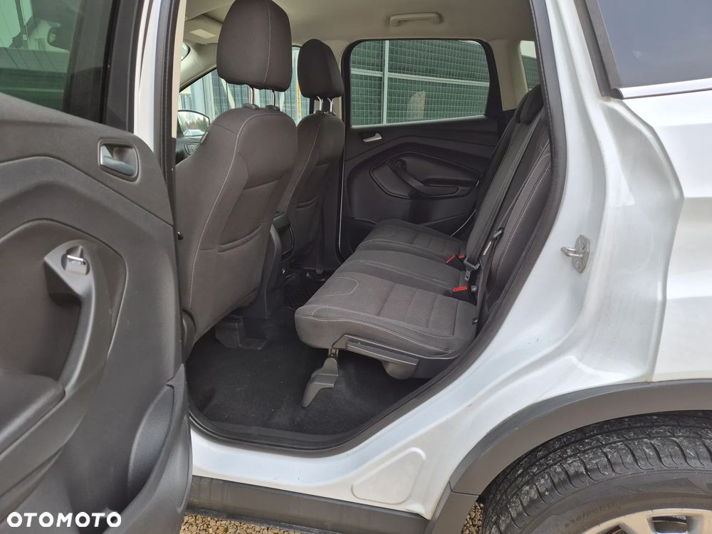 Ford Kuga 2.0 TDCi 2x4 Individual - 11