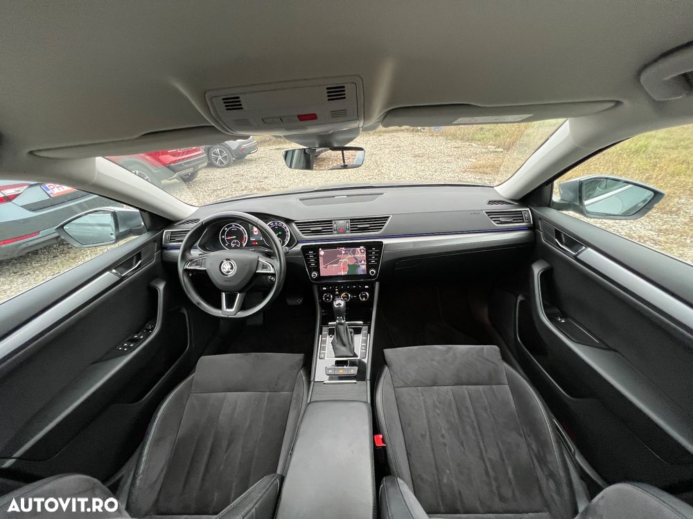 Skoda Superb 2.0 TDI DSG Sportline - 16