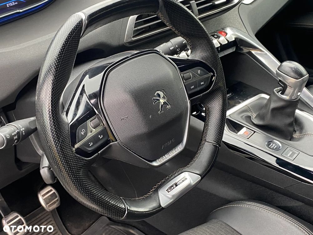 Peugeot 3008 1.5 BlueHDi GT S&S - 21