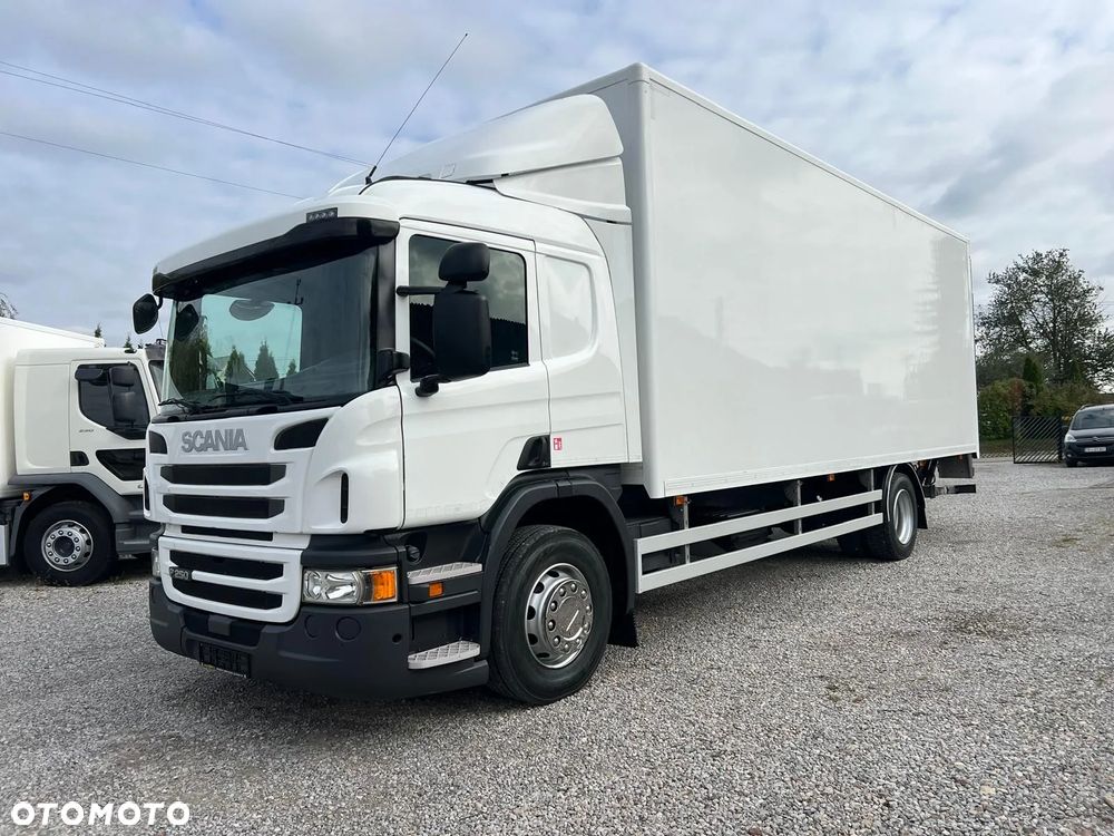 Scania P250 / Izoterma / Winda / Kabina Sypialna / - 13