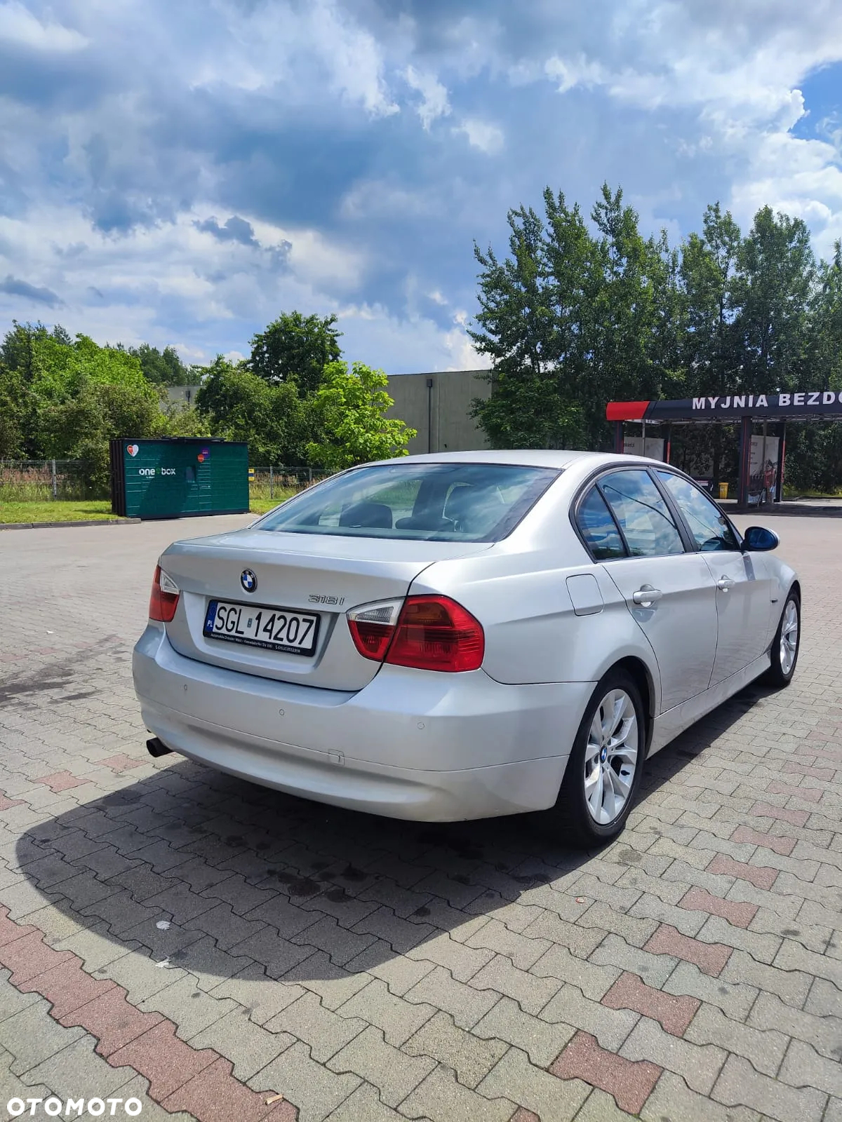 BMW Seria 3 318i - 21