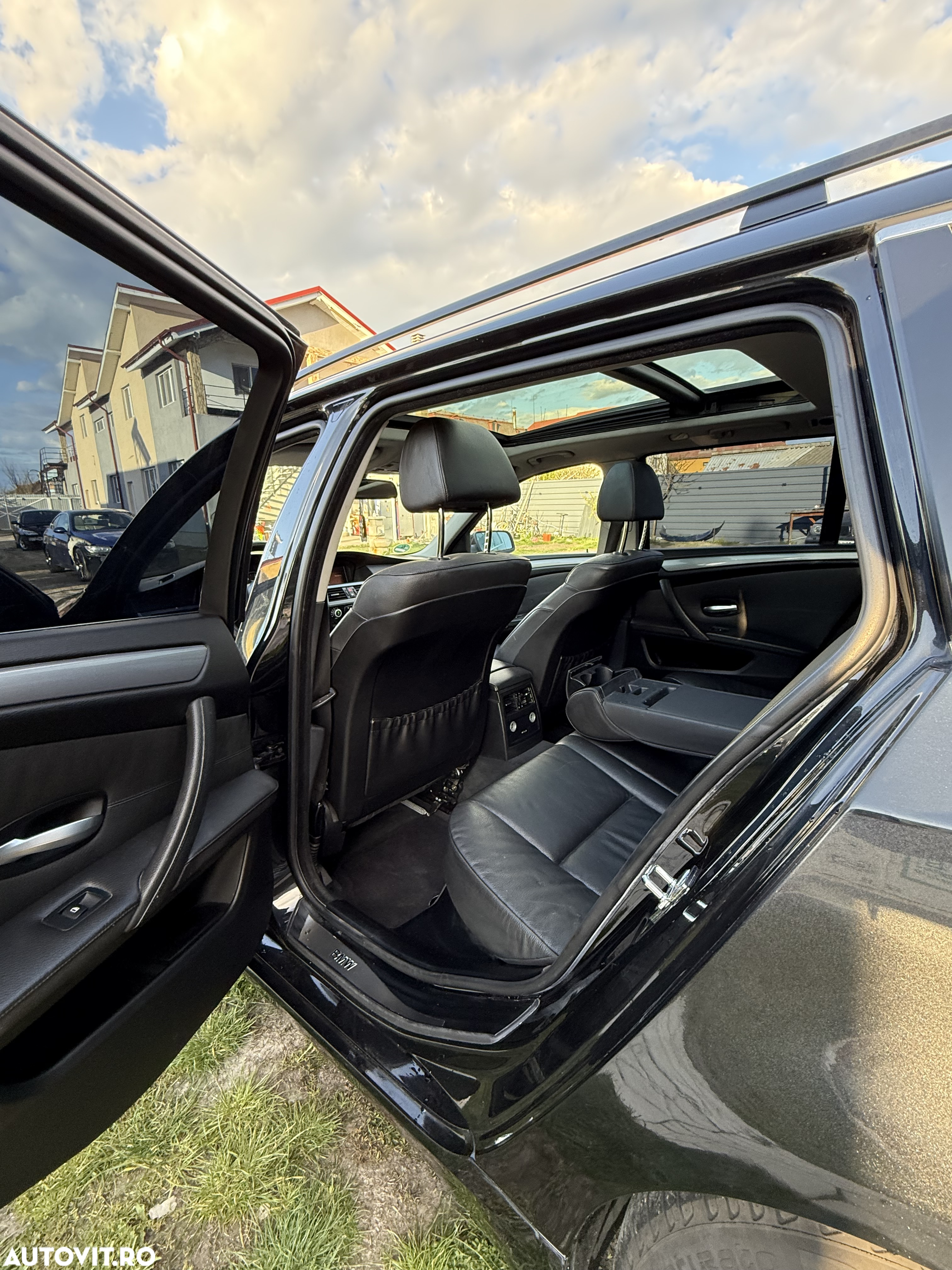 BMW Seria 5 520d Touring Aut. - 12