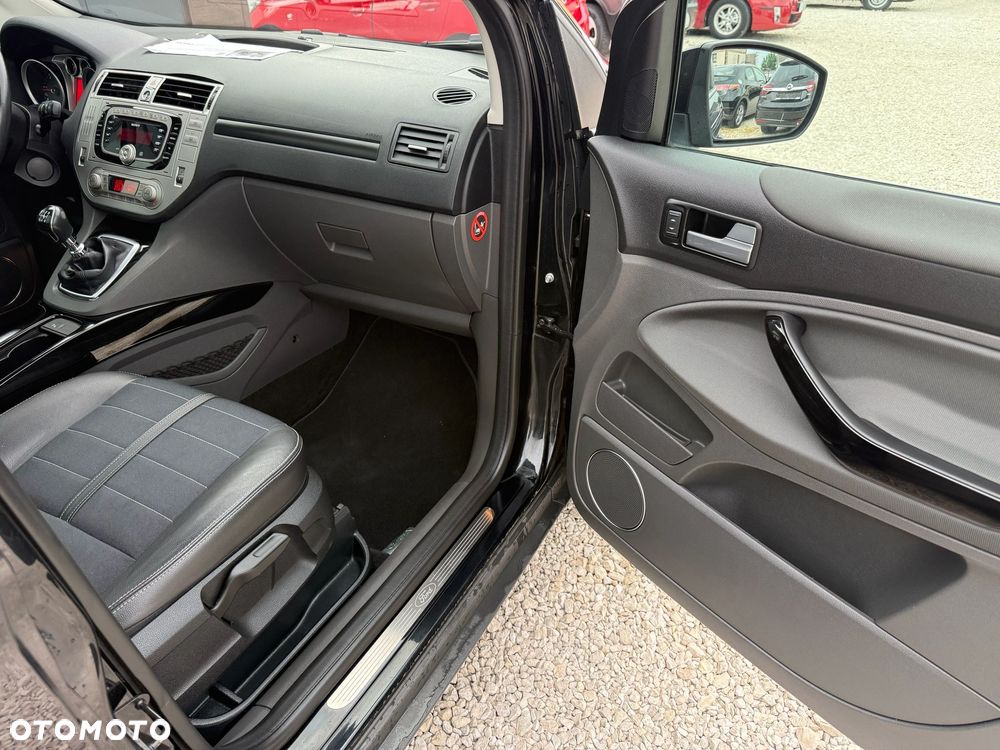 Ford Kuga 2.0 TDCi 4x4 Titanium - 14