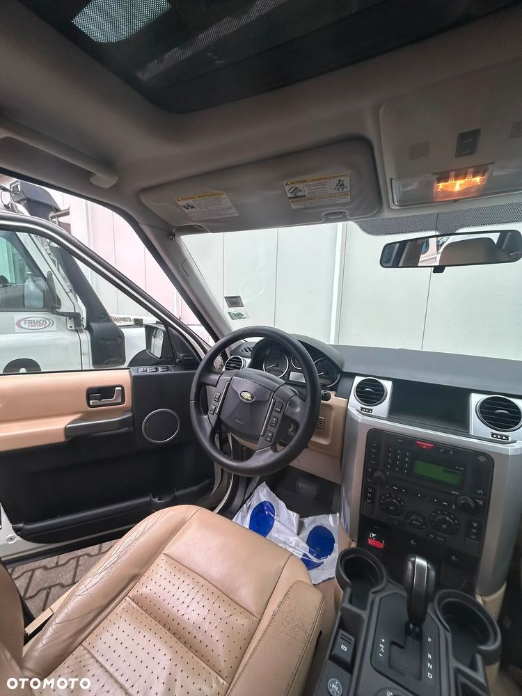 Land Rover Discovery - 12