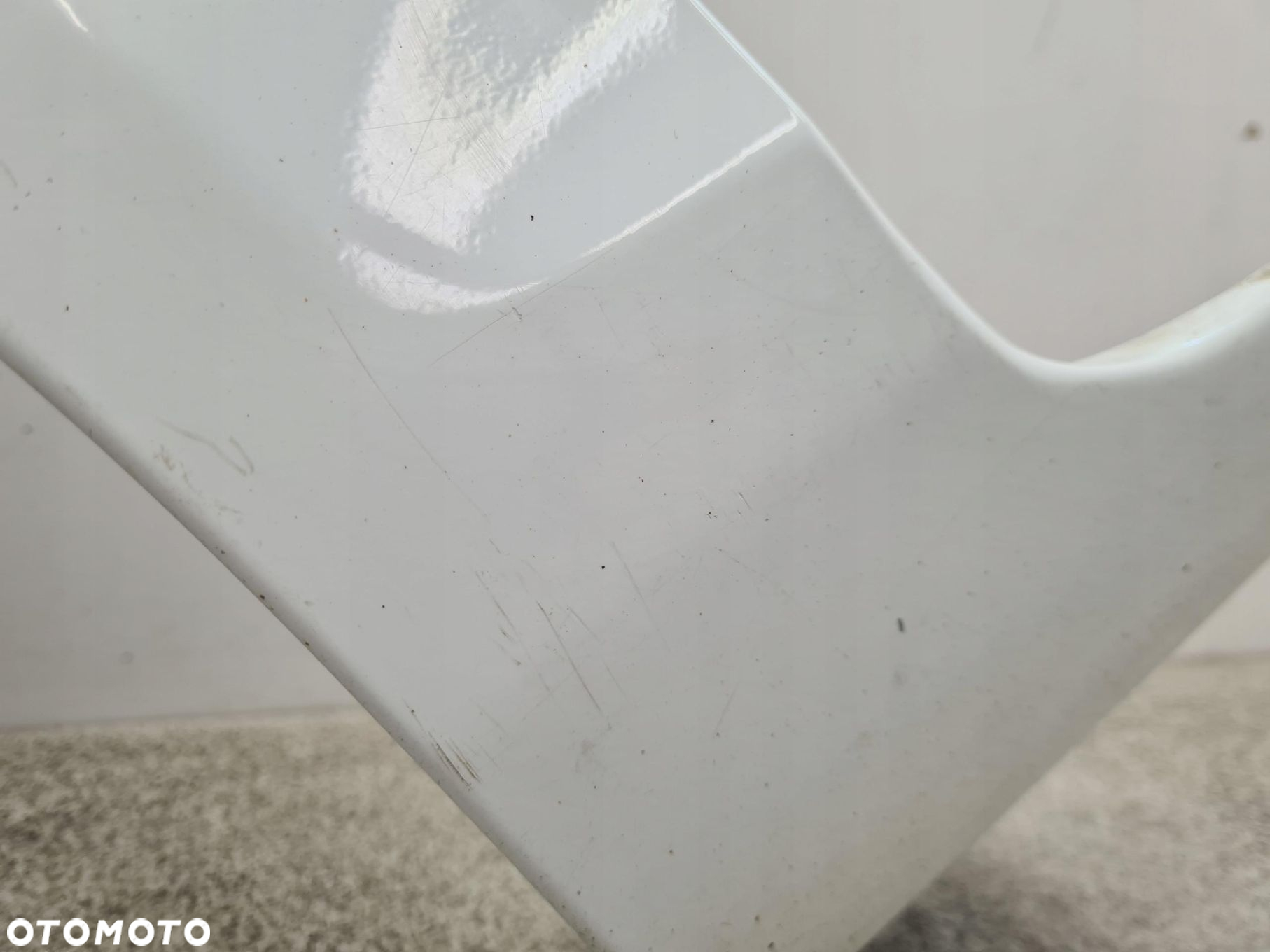 FORD FIESTA MK7 BŁOTNIK LEWY PRZÓD H9 - 10