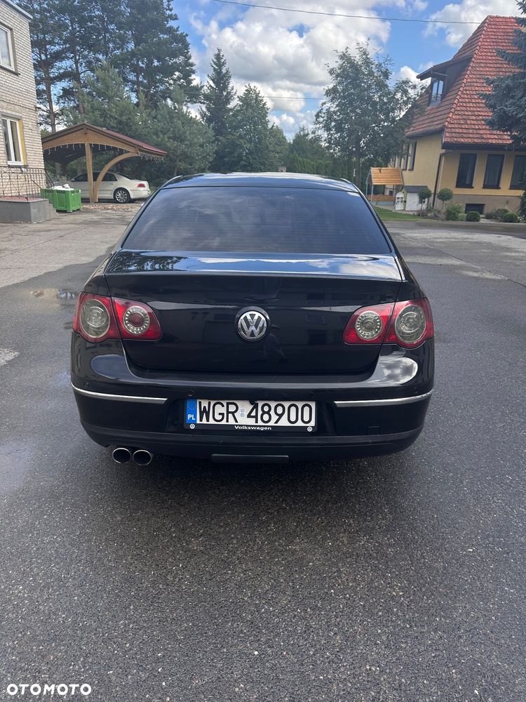 Volkswagen Passat 2.0 TDI DPF Comfortline - 8