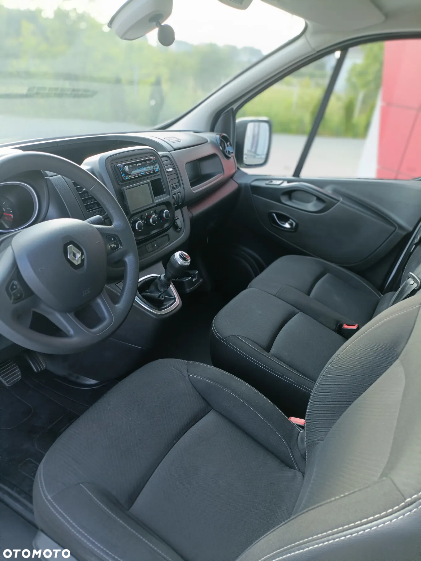 Renault Trafic - 15