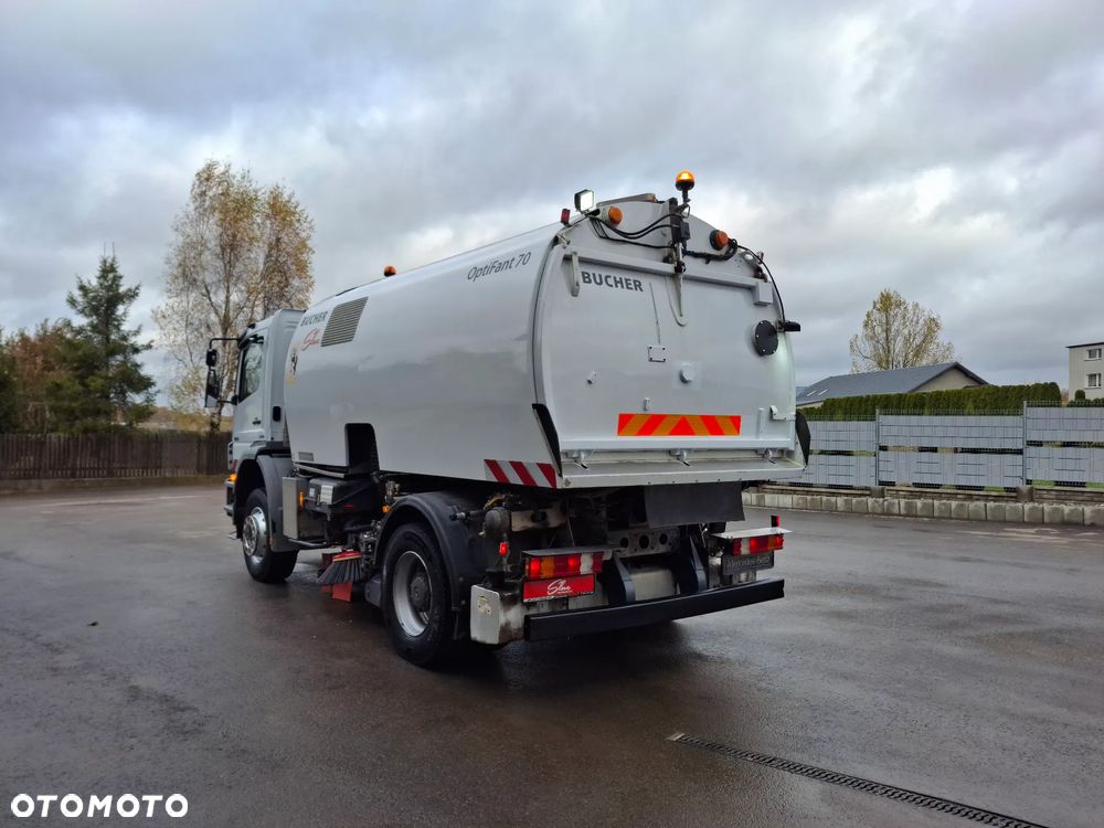 Mercedes-Benz Axor 1829 Zamiatarka BUCHER OptiFant 70 2 Silniki Karcher Wysokiego Ciśnienia Szczotki L/R Listwa Ciśnieniowa + Lanca Eunited PM10 - 3