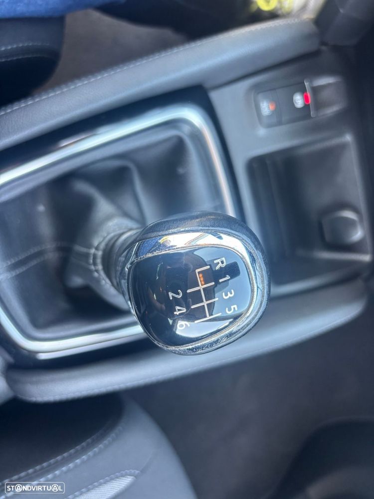 Nissan Qashqai 1.5 dCi N-Connecta - 23