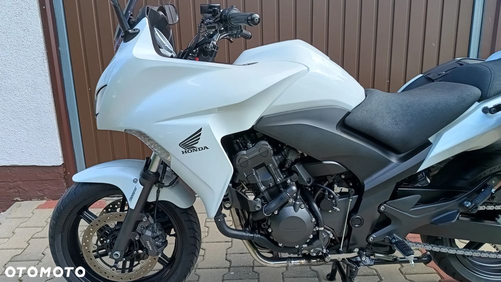 Honda CBF - 23