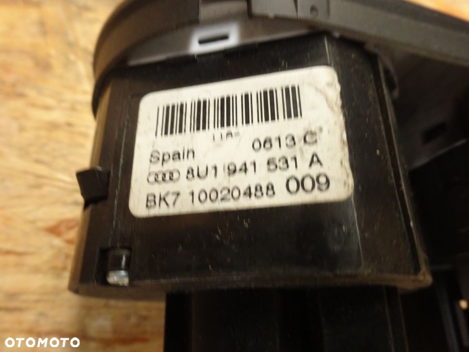 8U1941531A wlacznik swiatel audi Q3 8U0 czesci - 2