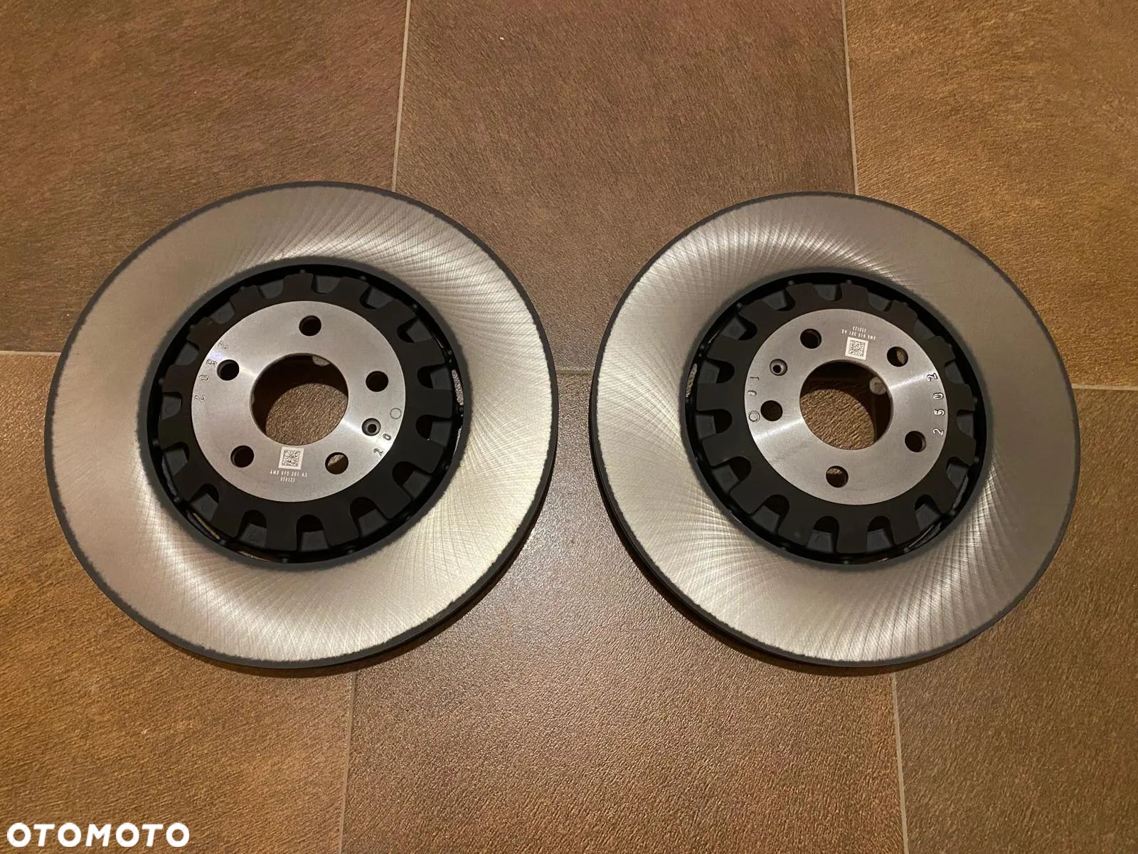 TARCZA HAMULCOWA WENTYLOWANA Audi A4 Q5 Q7 Q8  4M0615301AS  4M0 615 301 AS GWARANCJA FV - 1