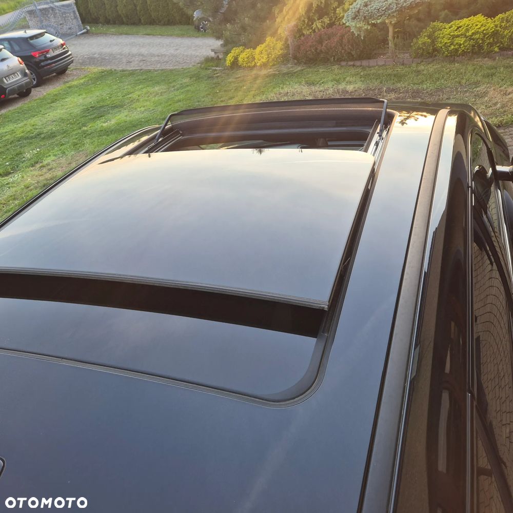 BMW iX1 xDrive30 M Sportpaket - 33