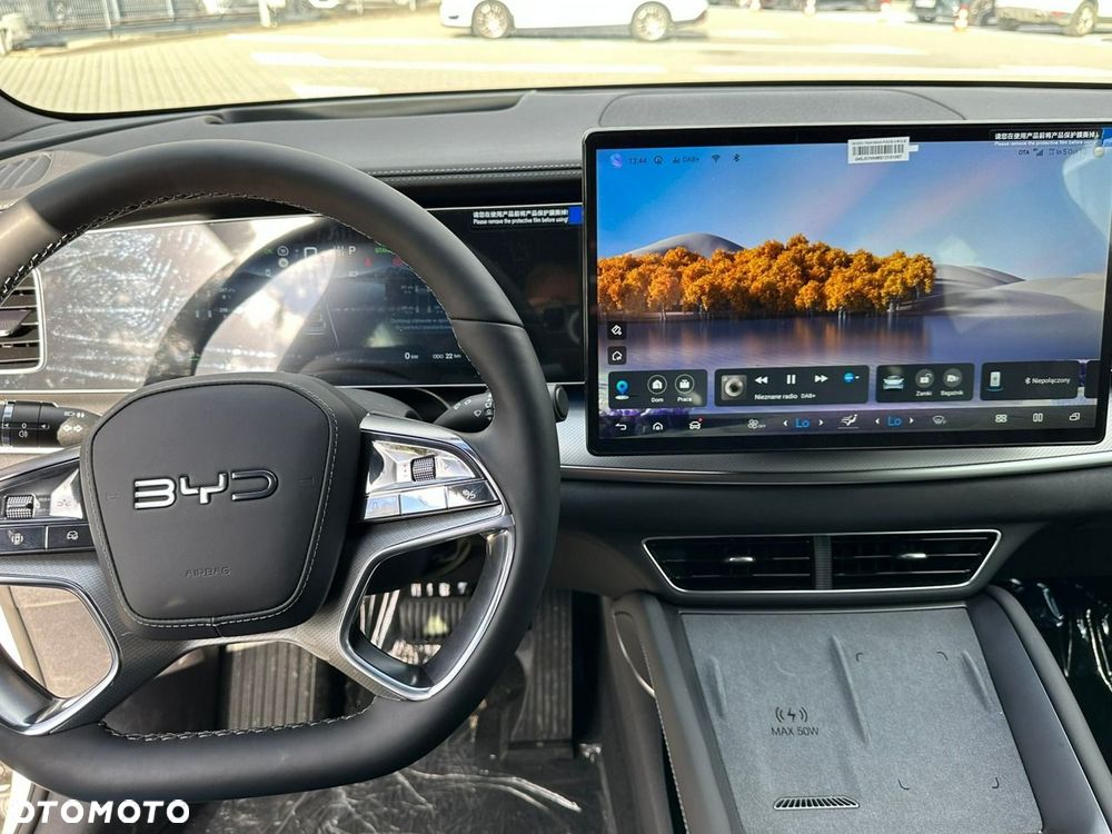 BYD Sealion 7 - 9