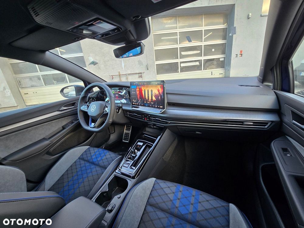 Volkswagen Golf 2.0 TSI 4Motion R DSG - 23