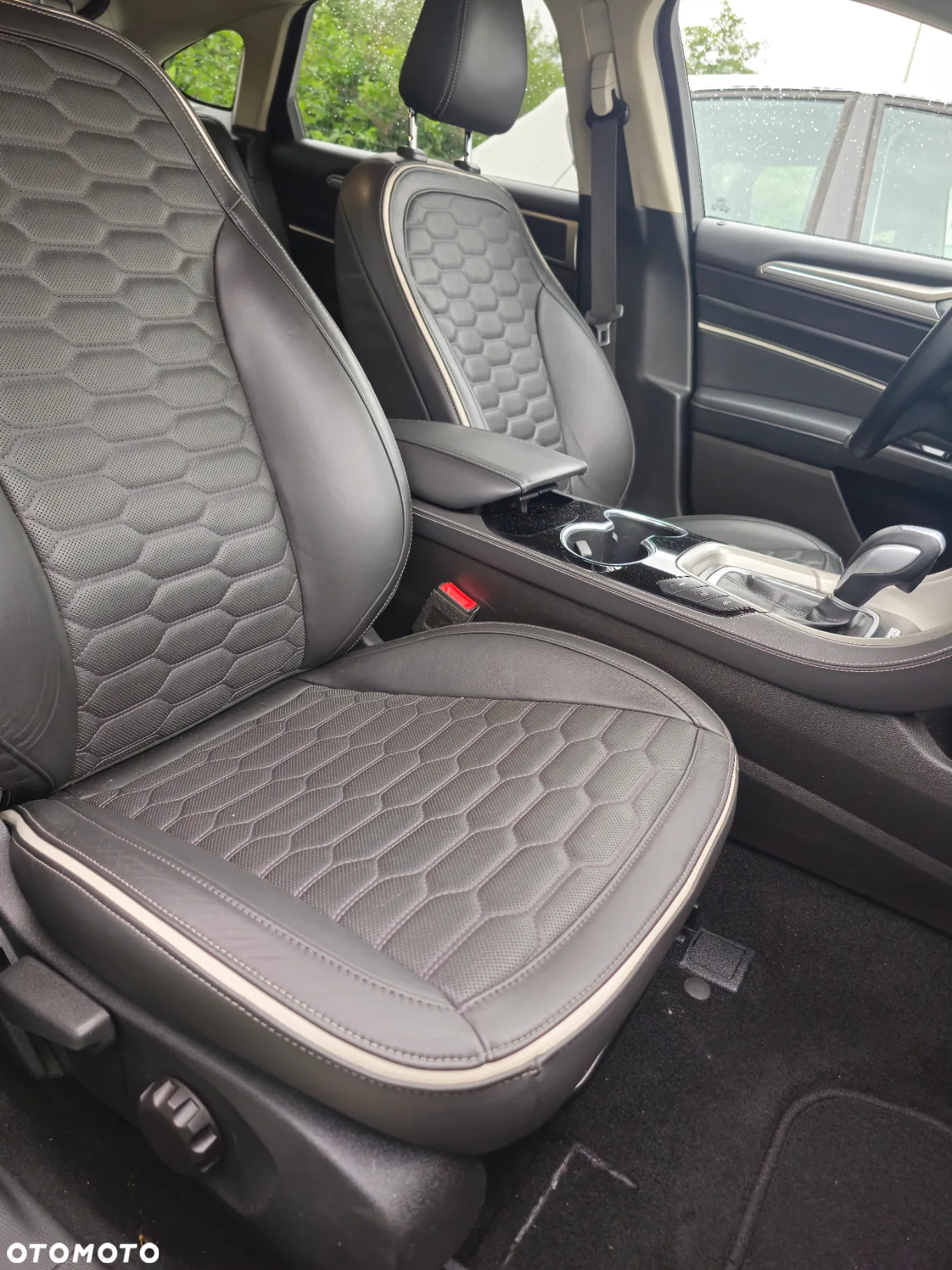 Ford Mondeo Vignale 2.0 TDCi PowerShift - 16