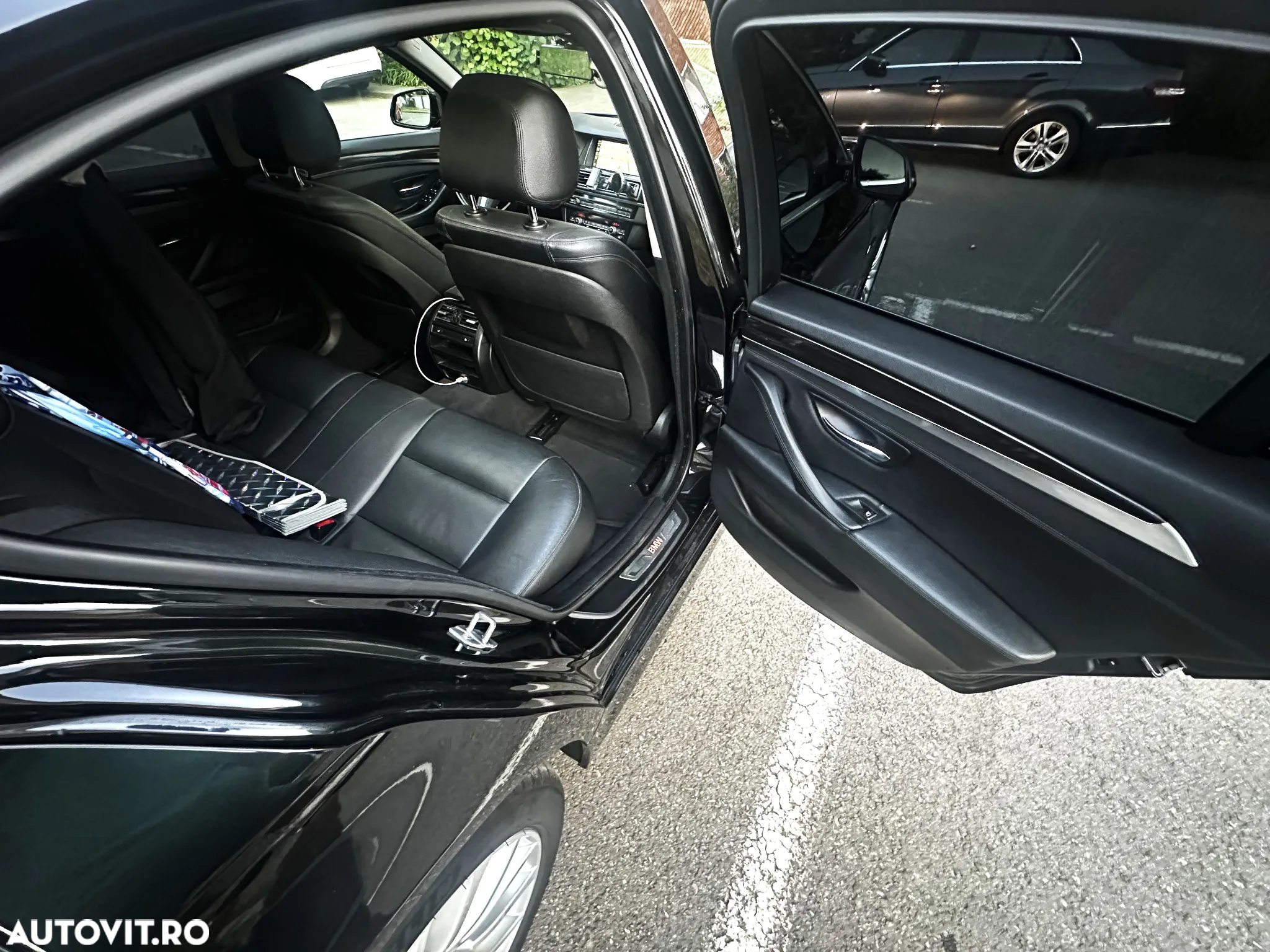 BMW Seria 5 525d Luxury Line - 19