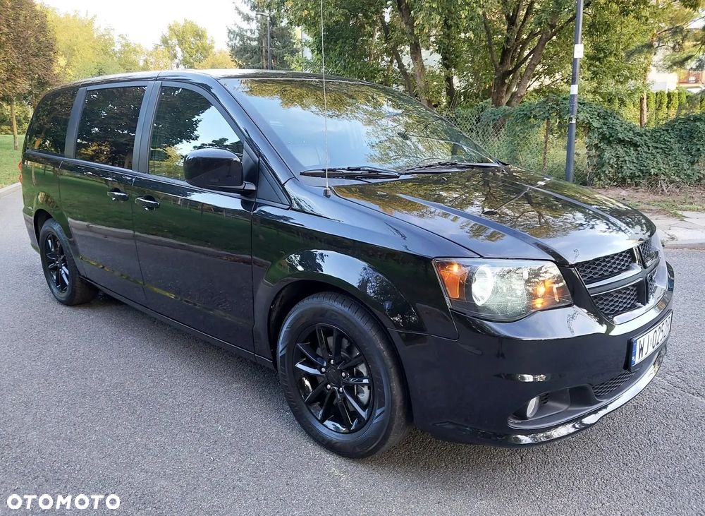 Dodge Grand Caravan - 23