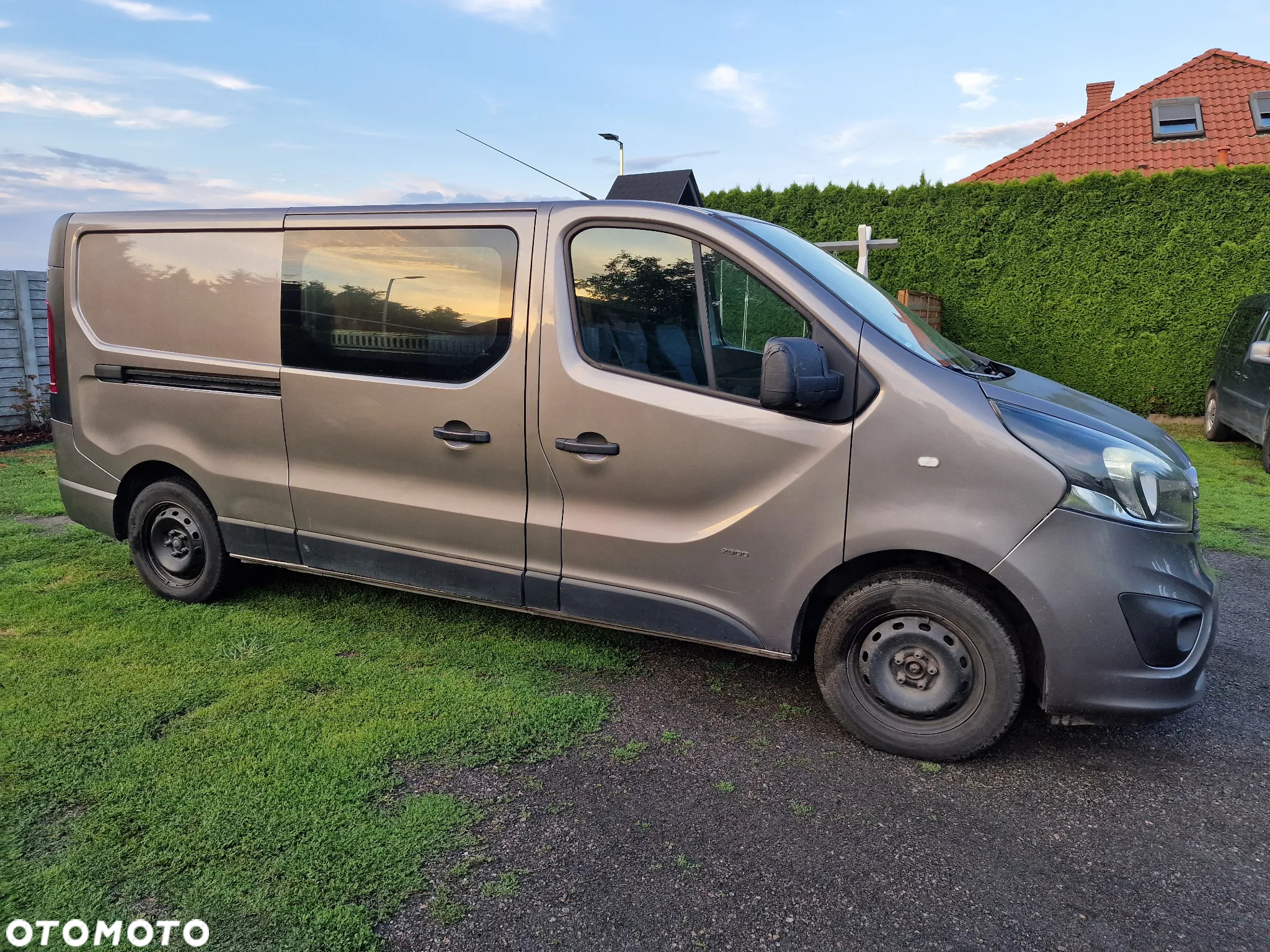 Opel Vivaro - 4