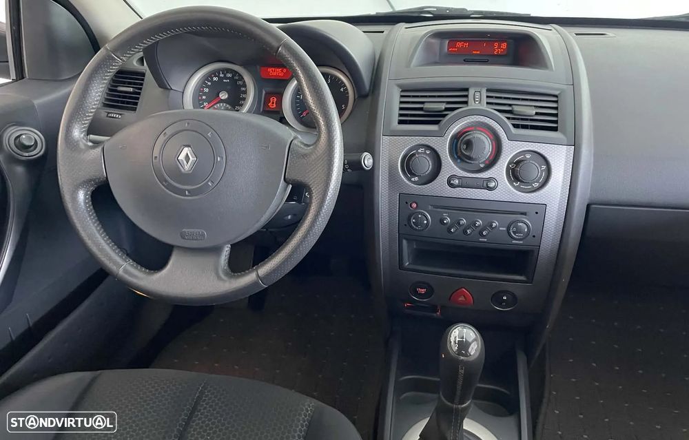 Renault Mégane Break 1.5 dCi Dynamique - 12