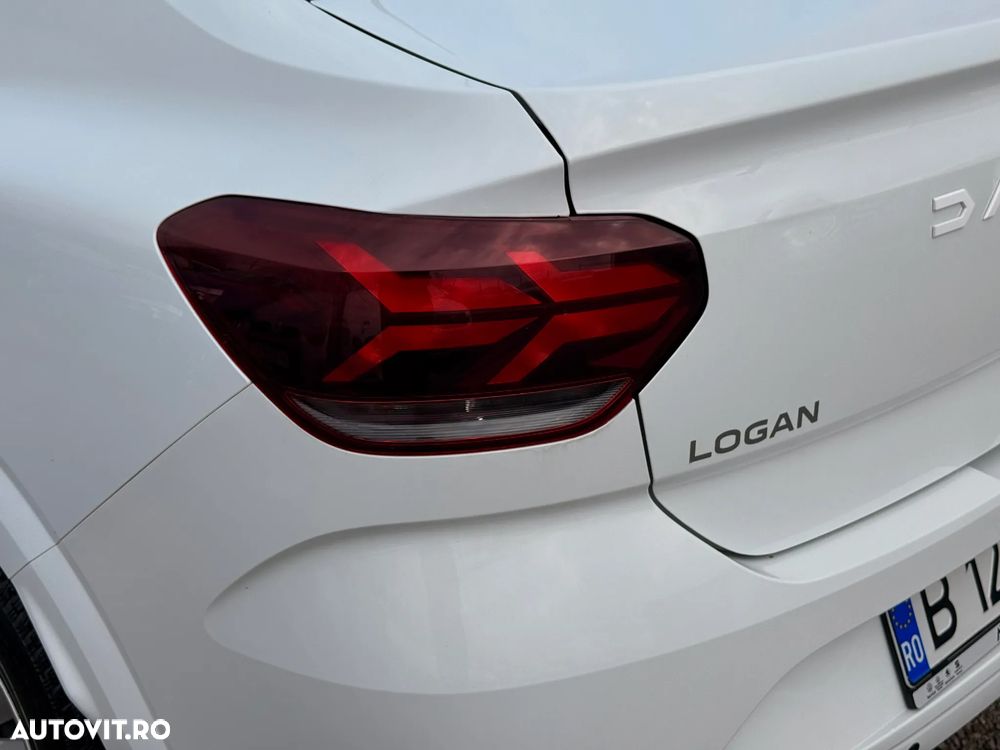 Dacia Logan TCe 90 MT5 Essential - 31