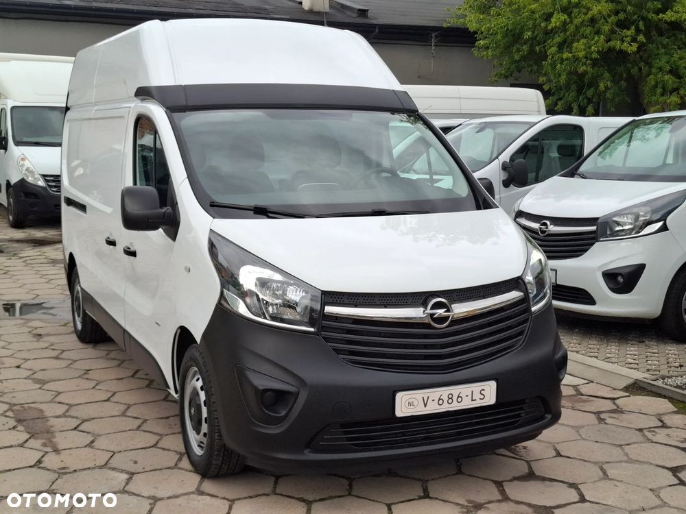 Opel Vivaro 2018 L2H2 MAXI *jedynie 77tys przebiegu* klima 3osobowy - 2