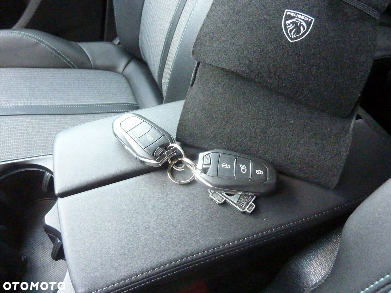 Peugeot 5008 - 17