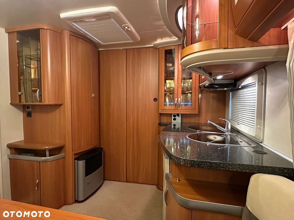 Hobby 560 WLU z napędem i markizą FIAMMA elektryczną. !!! RATY !!! - 18