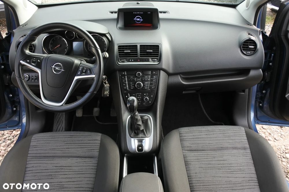 Opel Meriva 1.4 T Cosmo - 14