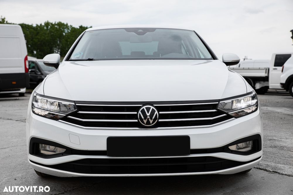 Volkswagen Passat 2.0 TDI DSG Comfortline - 1