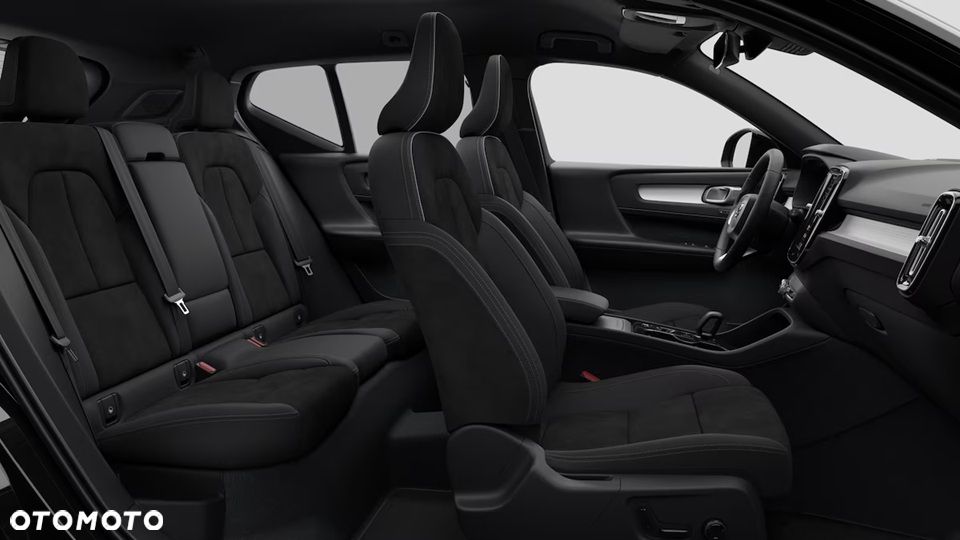 Volvo XC 40 B4 Plus Black Edition - 10