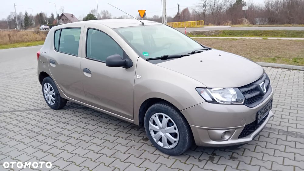 Dacia Sandero 1.2 16V 75 Live - 1