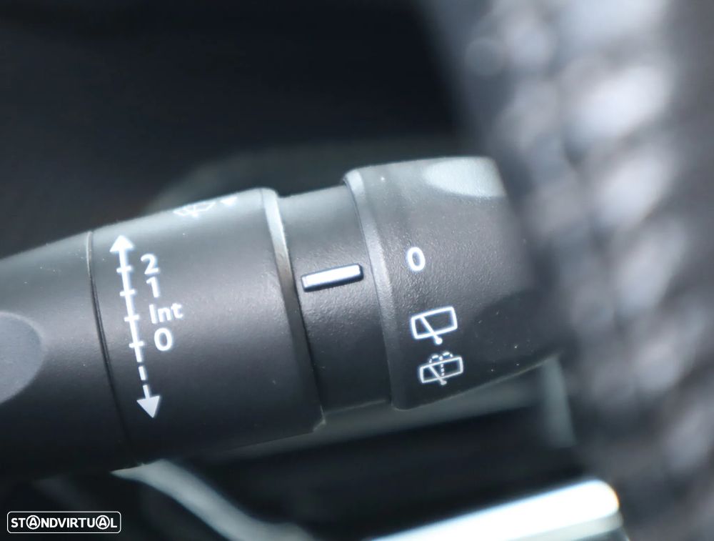 Peugeot 208 1.2 PureTech Active - 33